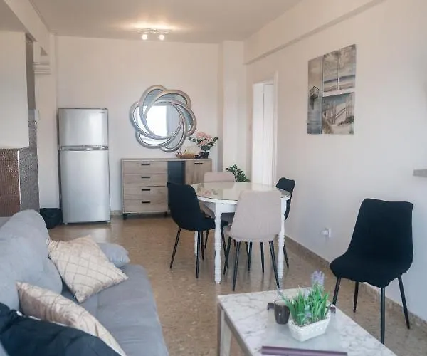 Quattro Beachfront Sea View Ap 53 *