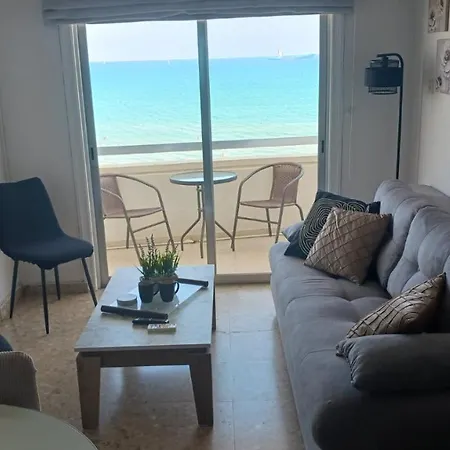 Apartamento Quattro Beachfront Sea View Ap 53