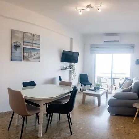 Quattro Beachfront Sea View Ap 53 Larnaca