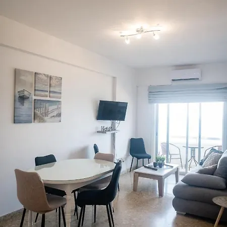 Quattro Beachfront Sea View Ap 53 Apartamento Lárnaca