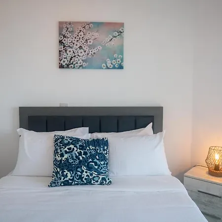 Apartamento Quattro Beachfront Sea View Ap 53 *