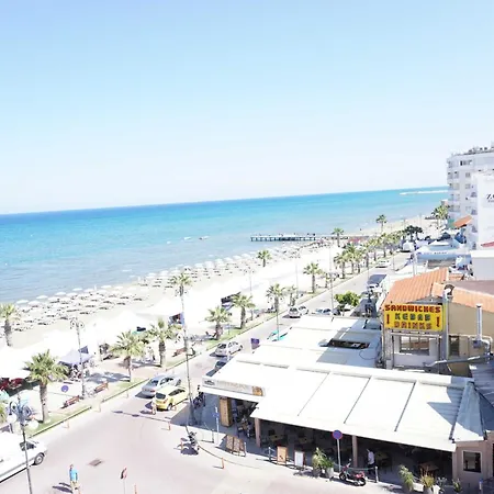 Quattro Beachfront Sea View Ap 53 Apartmán *