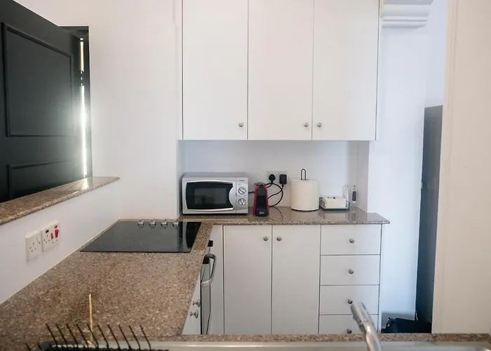 Quattro Beachfront Sea View Ap 53 Larnaca